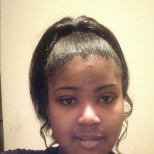 Meet your Posher, Toni